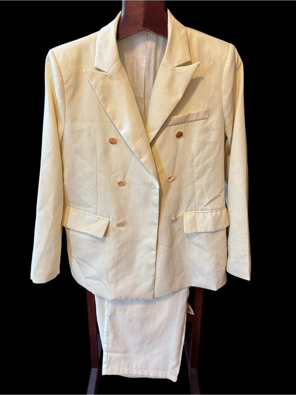 Manfinity men suit size M used once,in like new condition